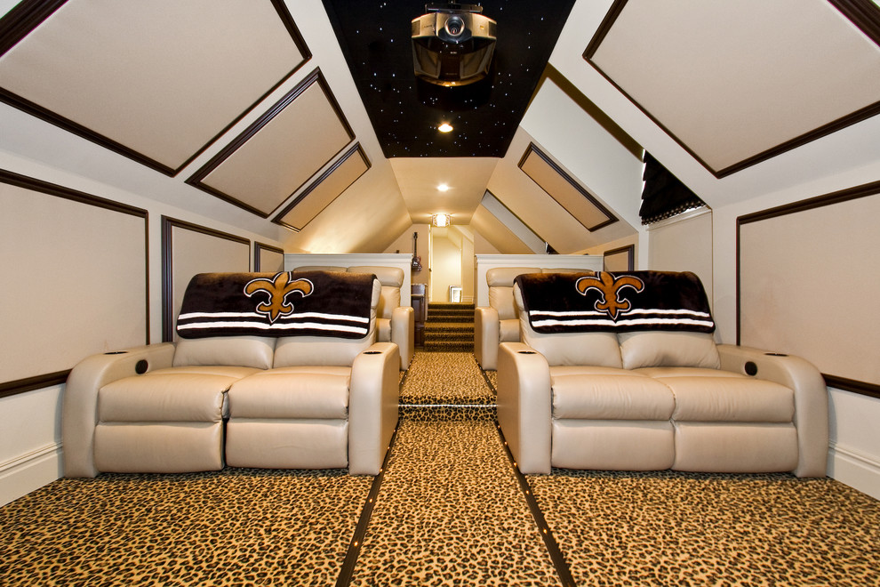 Example of a classic home theater design in New Orleans