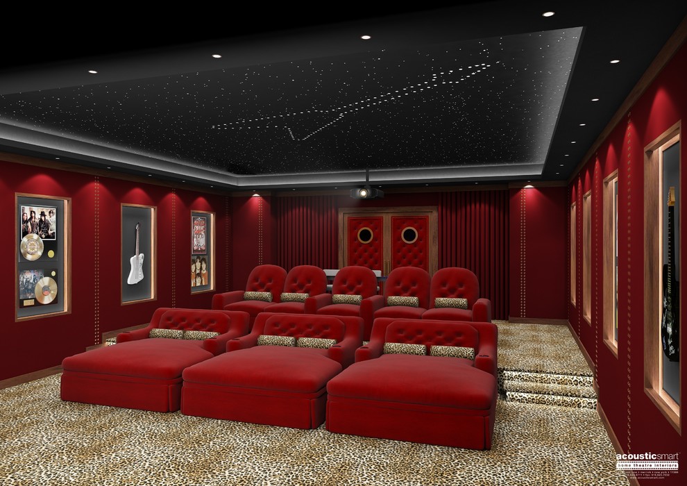 Пример оригинального дизайна: большой изолированный домашний кинотеатр в стиле неоклассика (современная классика) с красными стенами, ковровым покрытием, проектором и разноцветным полом