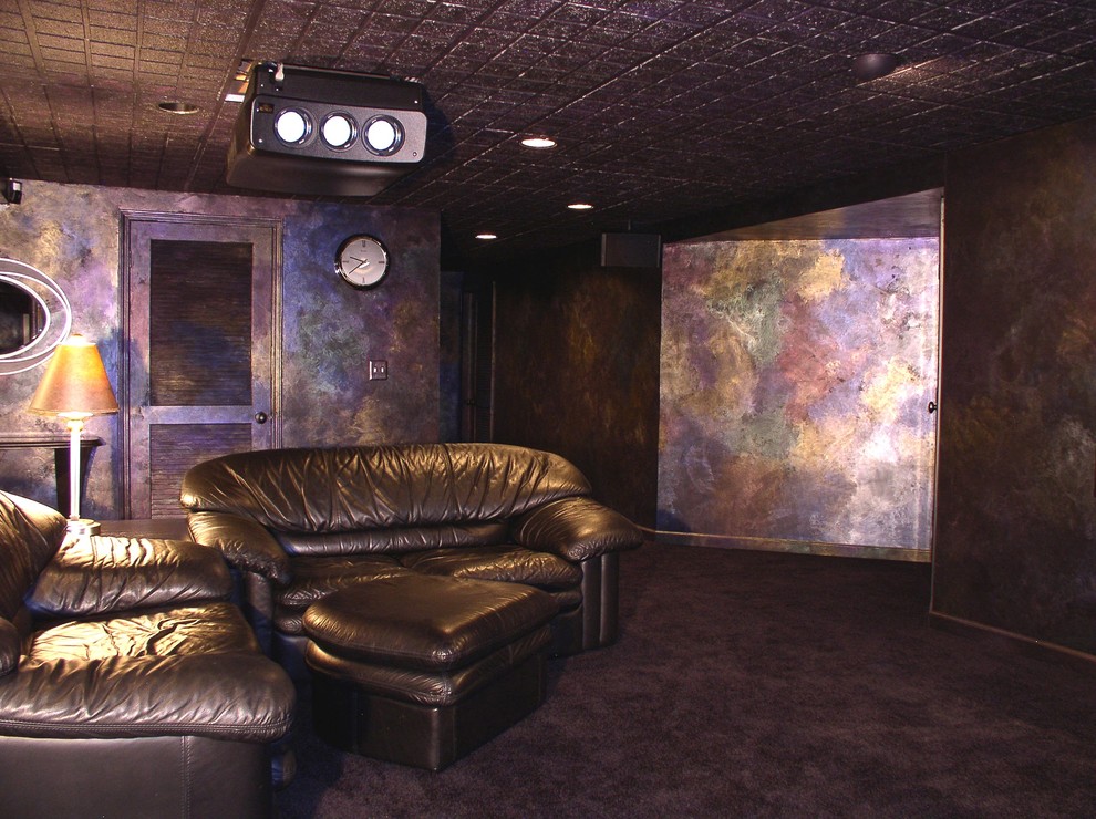 Home theater - contemporary home theater idea in Detroit