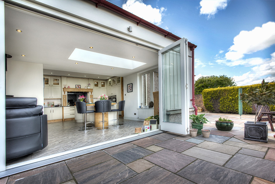 5 Covetable Kitchen Extensions That Work the Indoor/Outdoor Trend ...