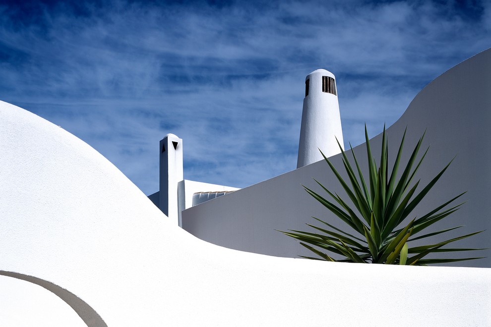 Algarve beach house white Mediterranean architecture