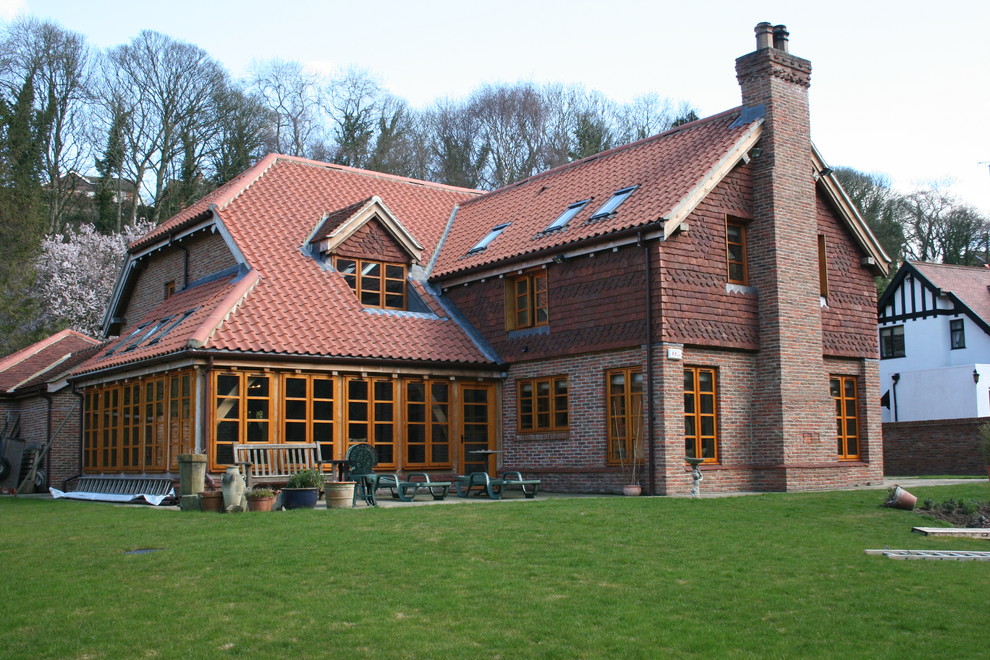 Contemporary exterior home idea in Wiltshire