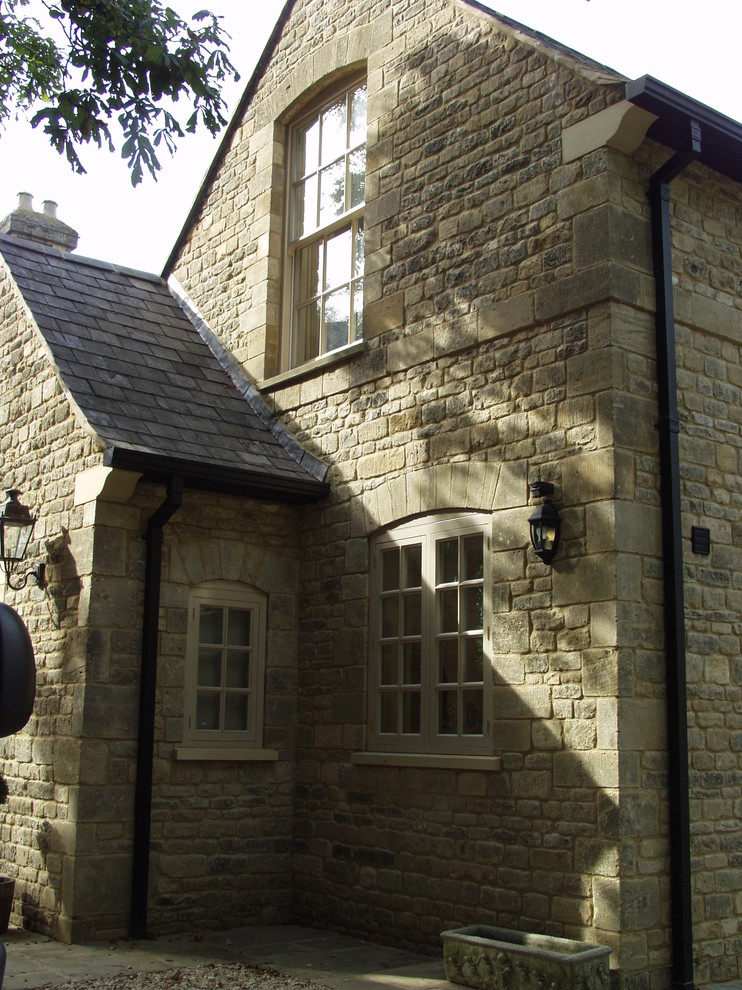 Photo of a classic house exterior in Oxfordshire.