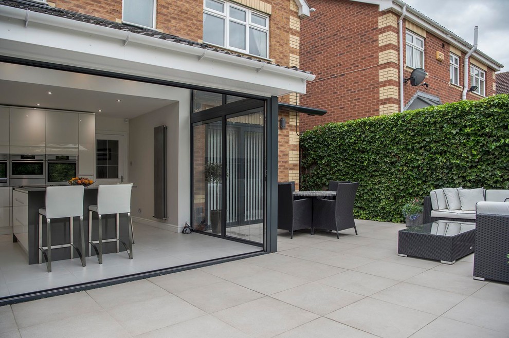 Caprington Court Modern House Exterior Other by Express in the