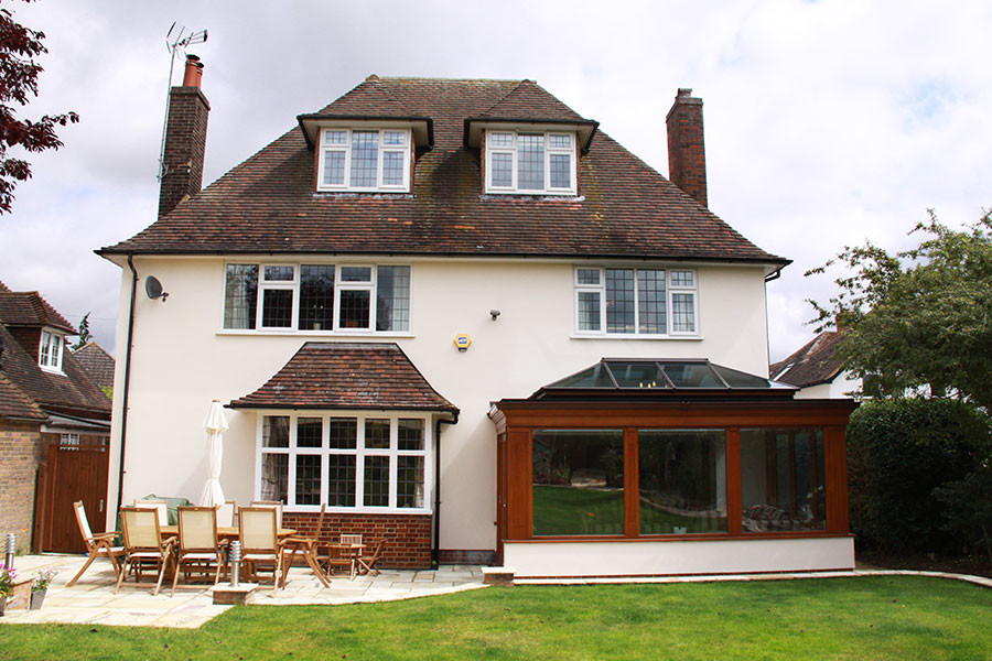 Design ideas for a large classic house exterior in Hertfordshire.