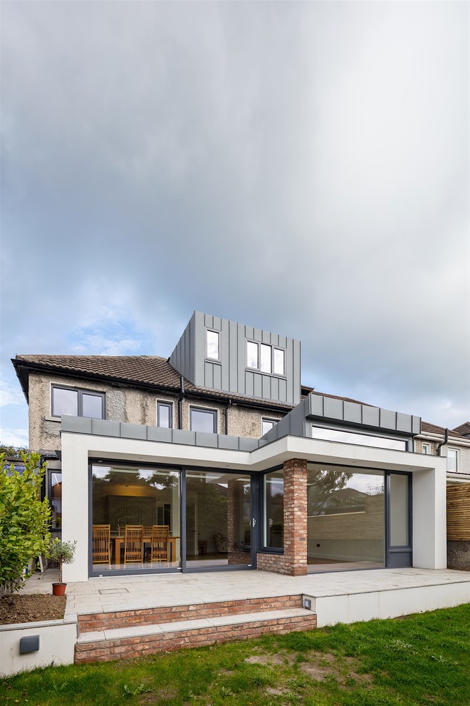 Inspiration for a contemporary exterior home remodel in Dublin