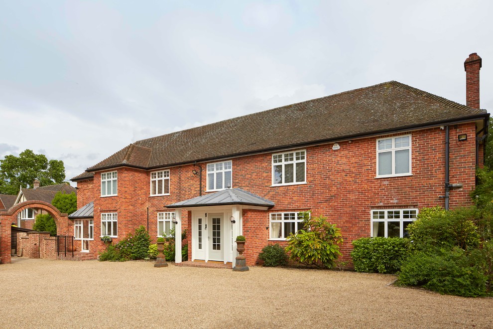 Cold Ash house Farmhouse Exterior Berkshire by Absolute