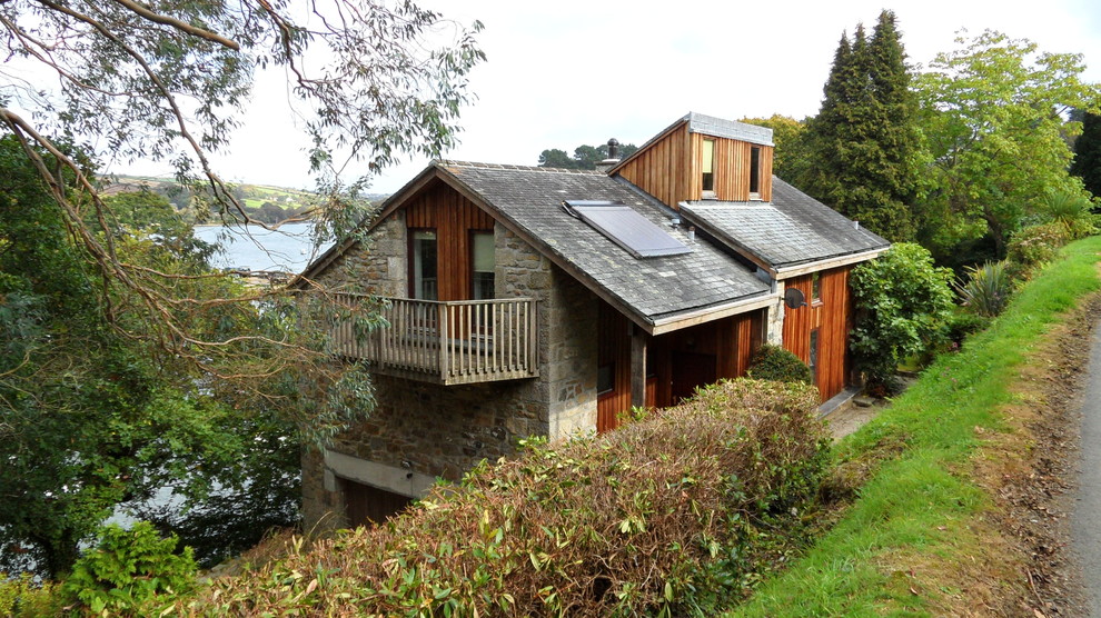 Rustikales Hanghaus mit Mix-Fassade in Cornwall