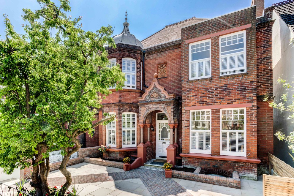 Detached Victorian Double Fronted House in Brighton Estate Agency
