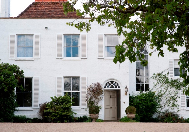 Photo of a classic house exterior in Sussex.