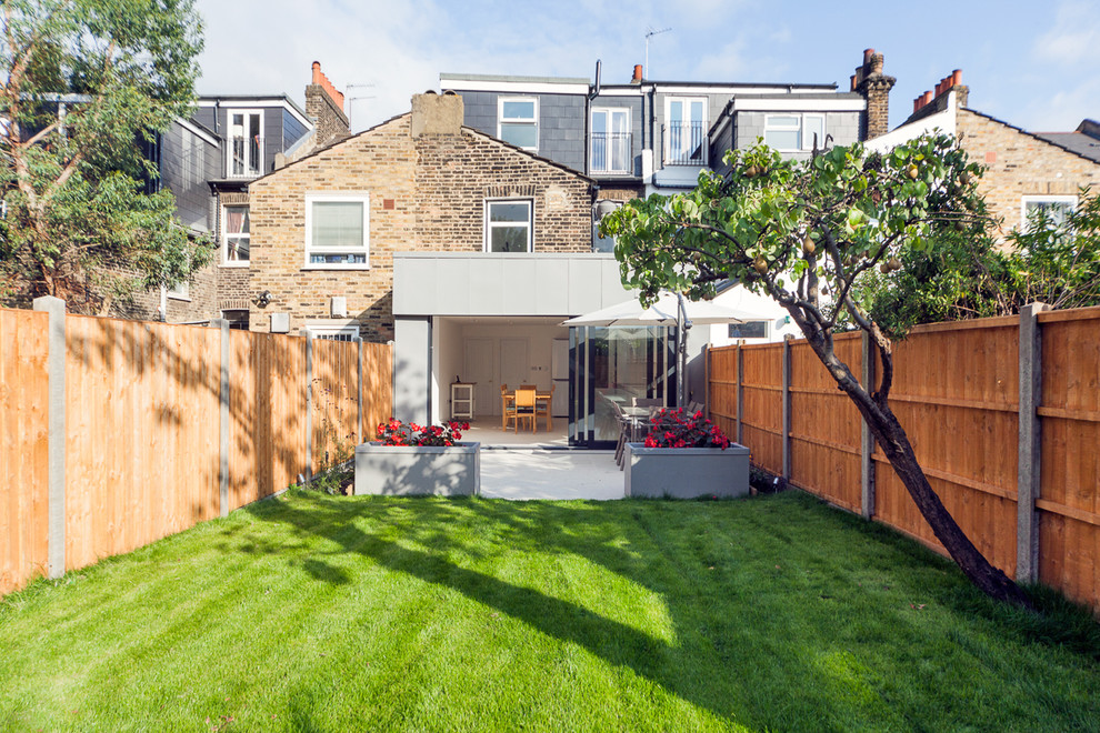 Contemporary rear extension in London.