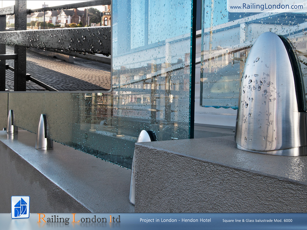 Glass Balustrade Modern Exterior London by Railinglondon ltd