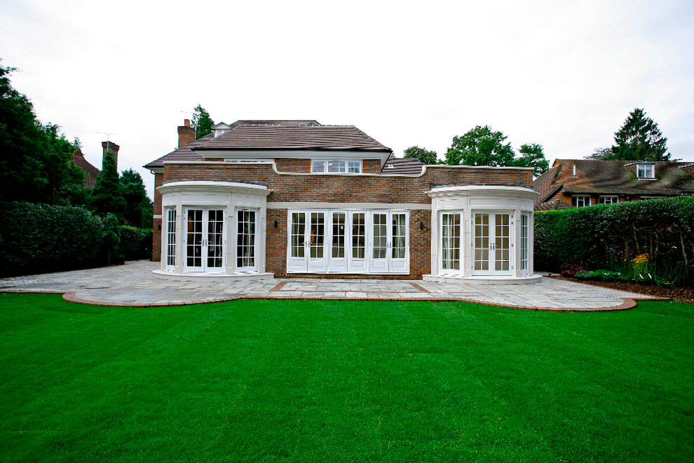 This is an example of a modern house exterior in Surrey.