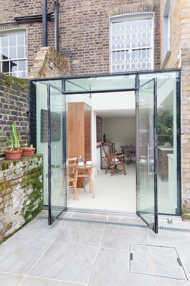 Islington Glass box extension Contemporary Exterior