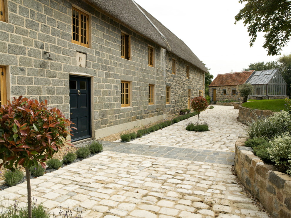 This is an example of a country house exterior in Channel Islands.