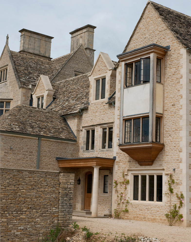 Design ideas for a classic house exterior in Oxfordshire with three floors.