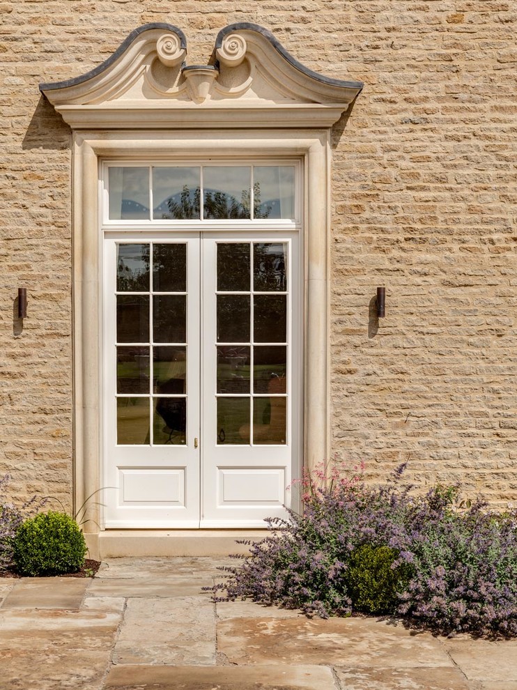 Design ideas for a classic house exterior in Gloucestershire.