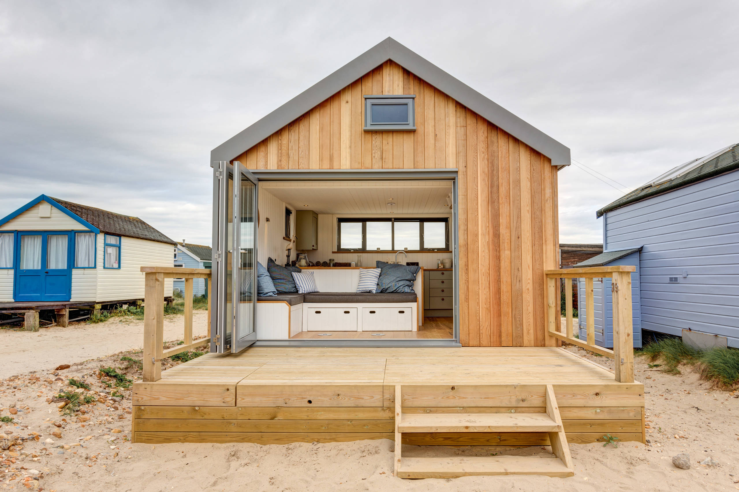 75 Small Coastal Exterior Home Ideas
