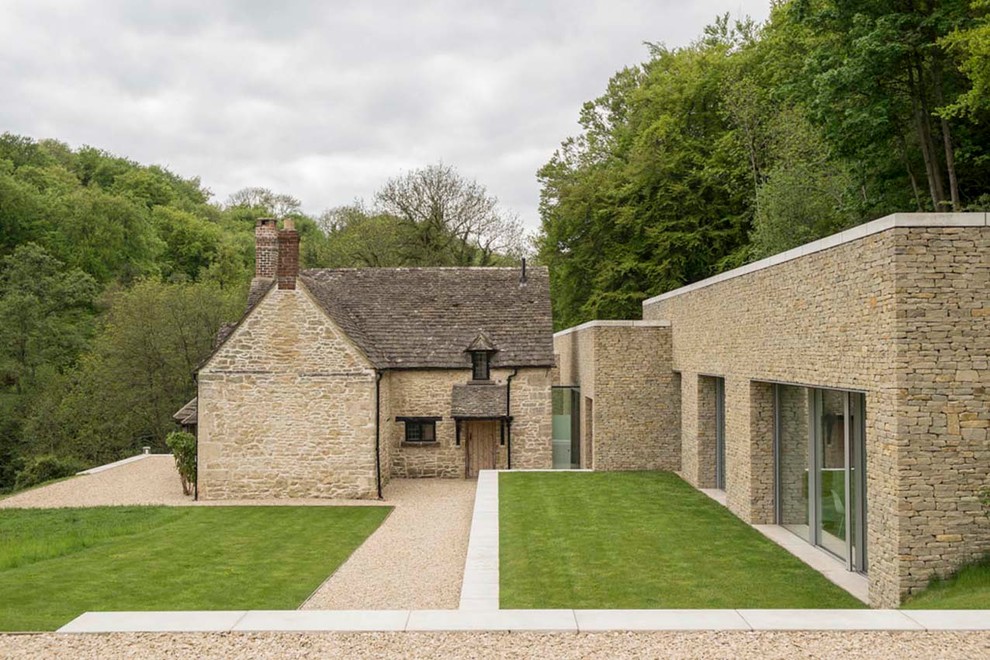 Private House, Cotswolds Farmhouse Exterior London by Found