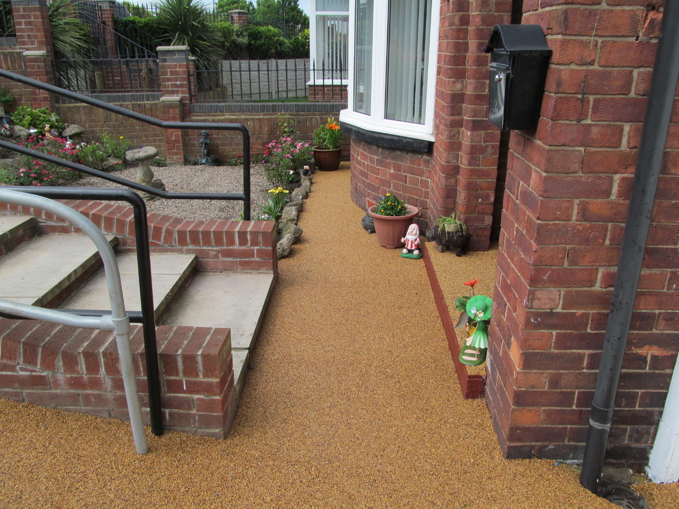 RESIN BOUND DRIVES PAVING SURFACES AGGREGATES GRAVEL LEEDS WEST