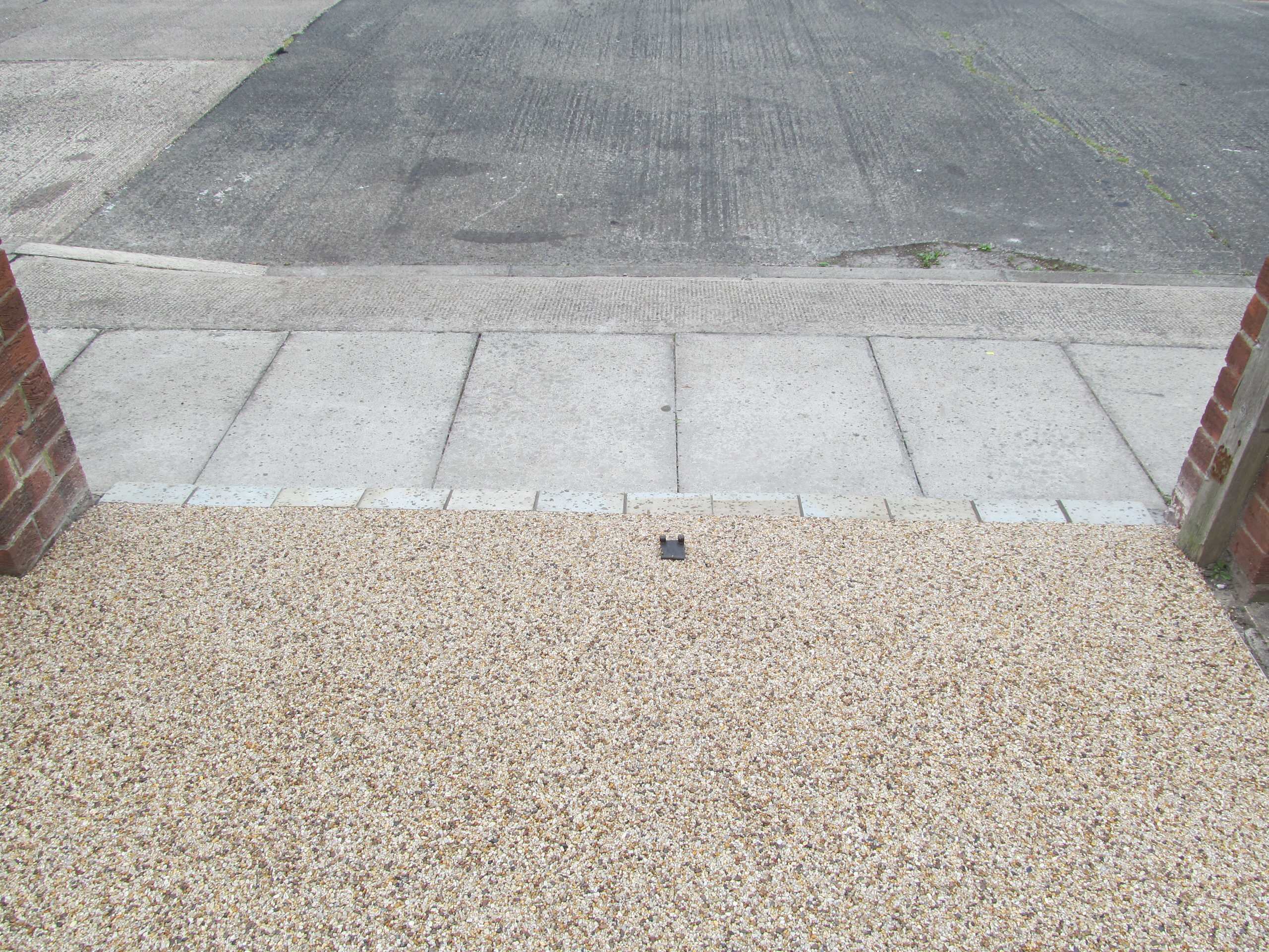 Resin Driveways Birmingham - For Resin Bound Drives Pathways and Paving
