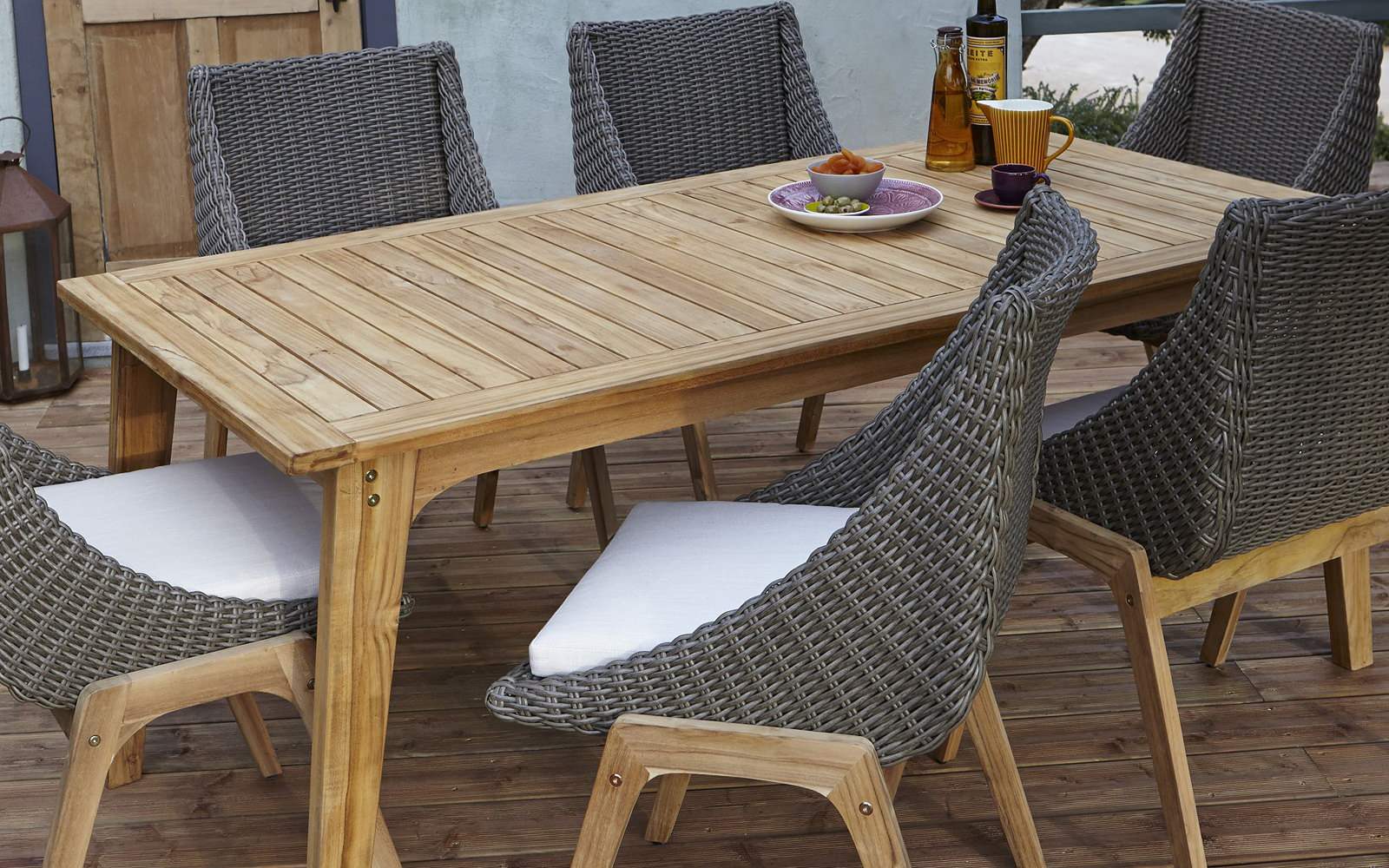 glass table with bench