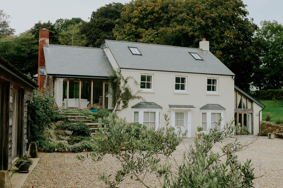 Design ideas for a traditional house exterior in Devon.