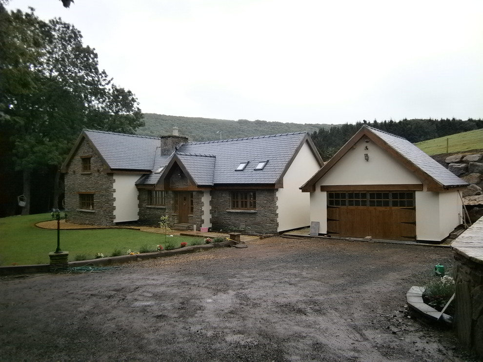 Traditional New Build Monmouthshire Traditional Exterior Other by K W Dorrington
