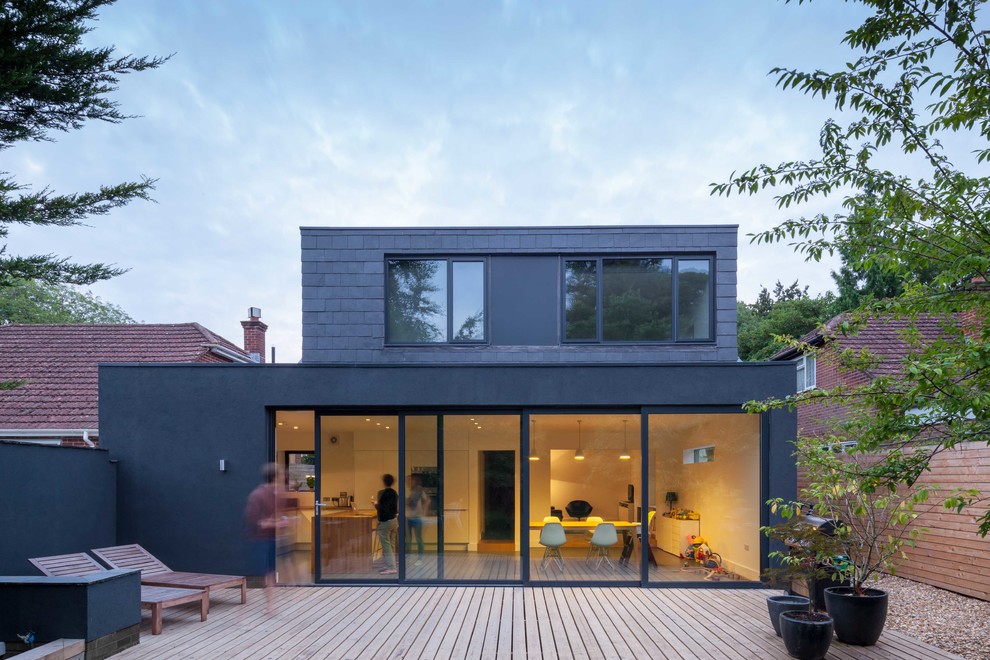 Photo of a contemporary rear extension in Hampshire.