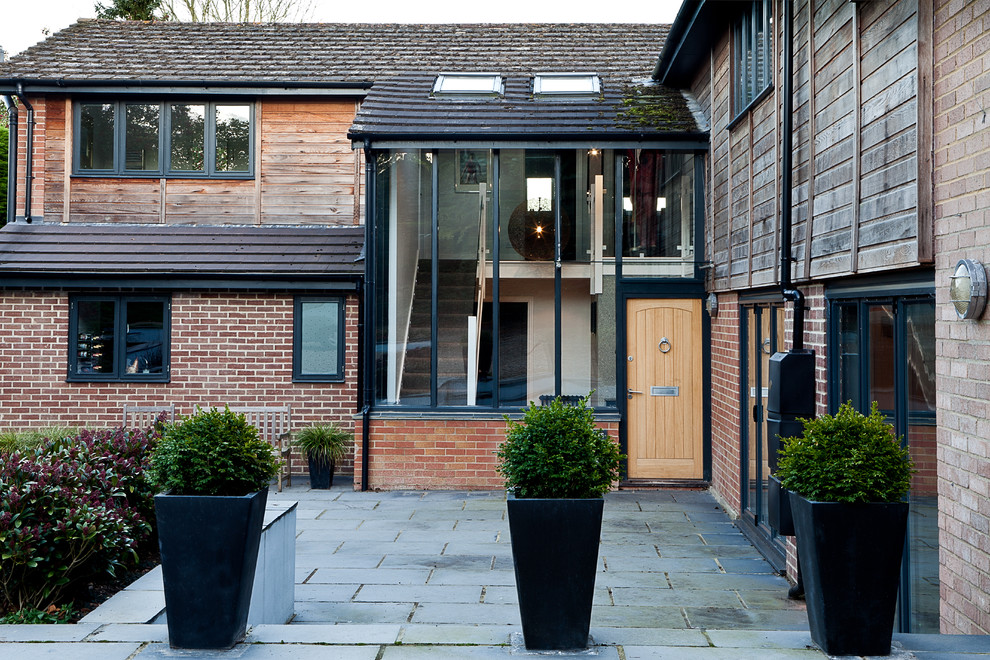 This is an example of a contemporary brick house exterior in London.
