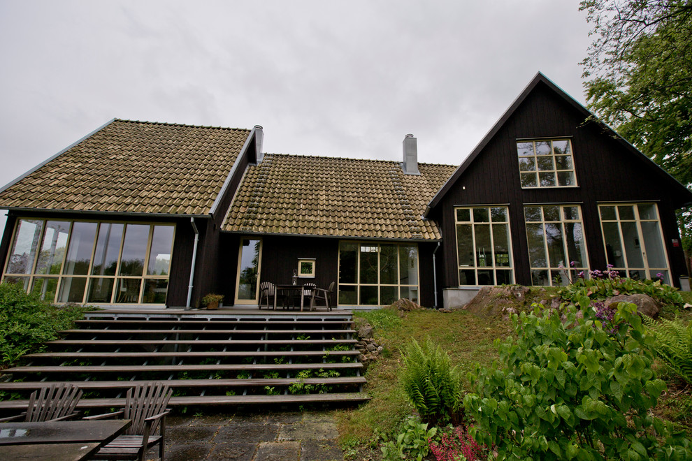 Skandinavisk inredning av ett hus