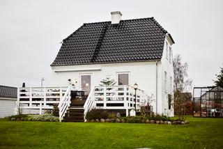 北欧スタイルのおしゃれな腰折れ屋根の家の画像 75選 22年3月 Houzz ハウズ
