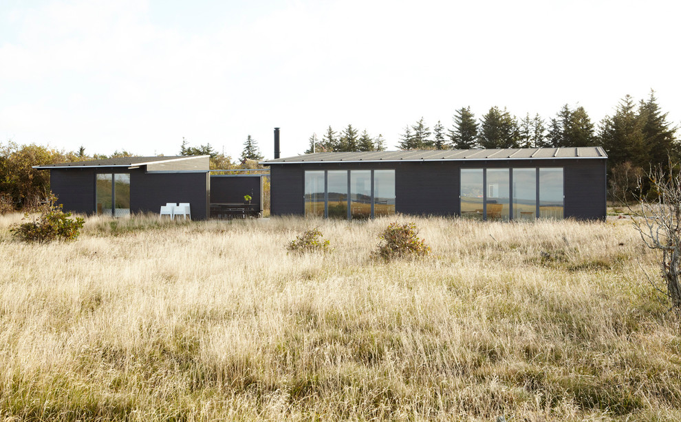 エスビャールにある北欧スタイルのおしゃれな家の外観の写真