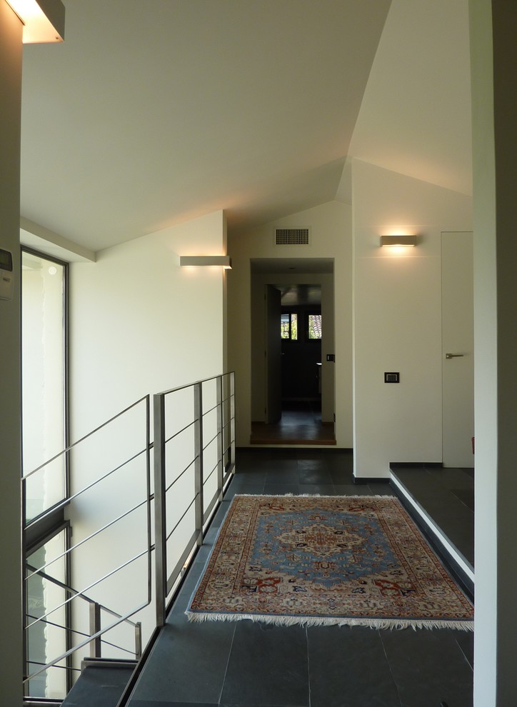 Idee per un ingresso o corridoio minimalista