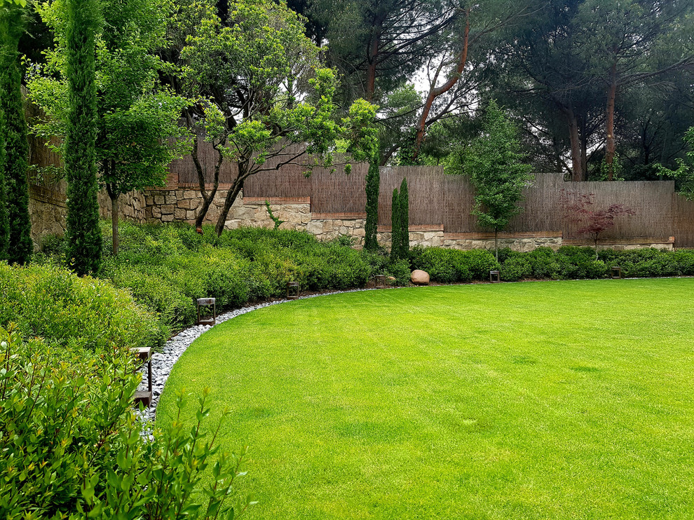 Moderner Garten in Madrid