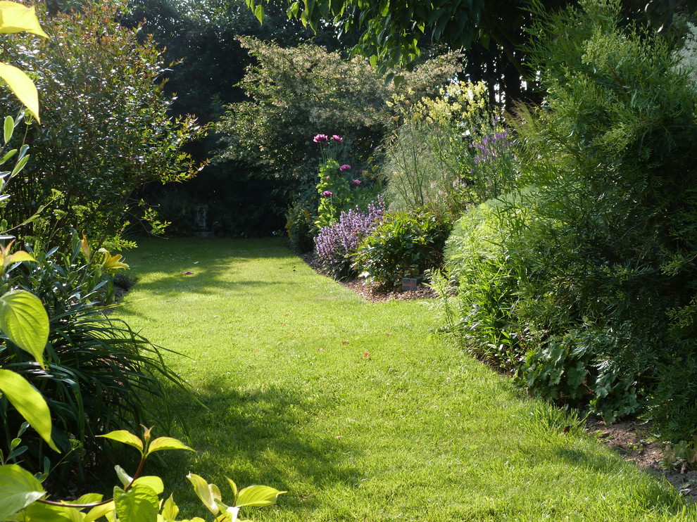 This is an example of a transitional landscaping in Rennes.