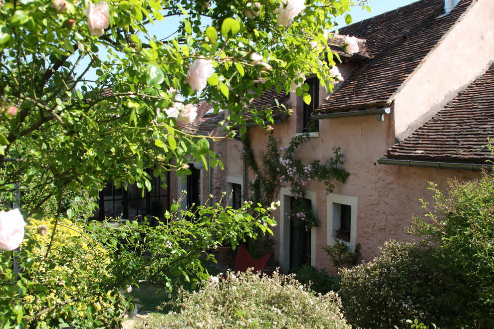 Jardin Romantique Shabby Chic Style Landscape Paris By Florence Guin