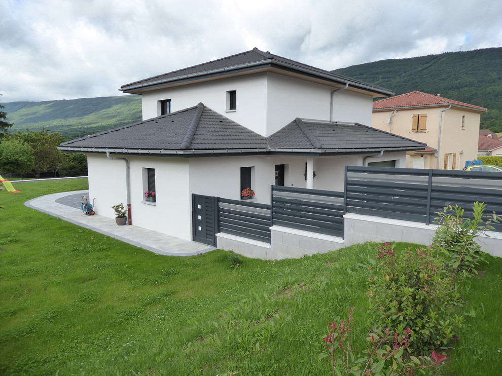 Un jardin en toute intimité Contemporary Landscape Grenoble by