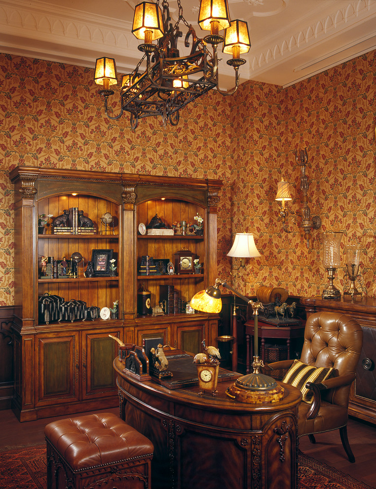 На фото: кабинет в викторианском стиле