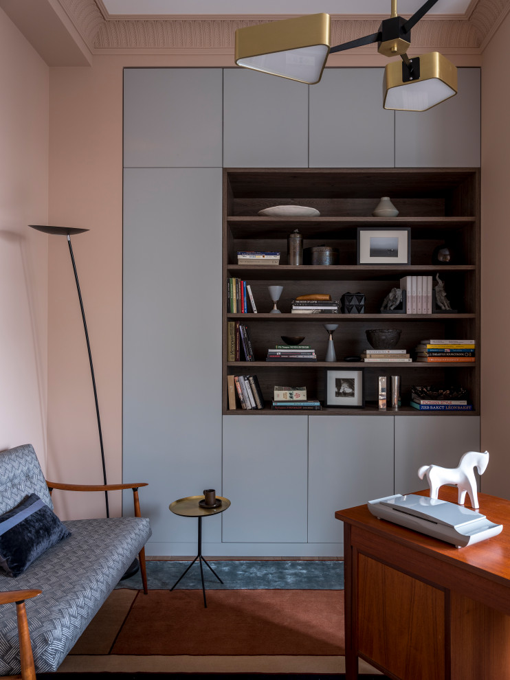 Свежая идея для дизайна: кабинет в стиле неоклассика (современная классика) - отличное фото интерьера