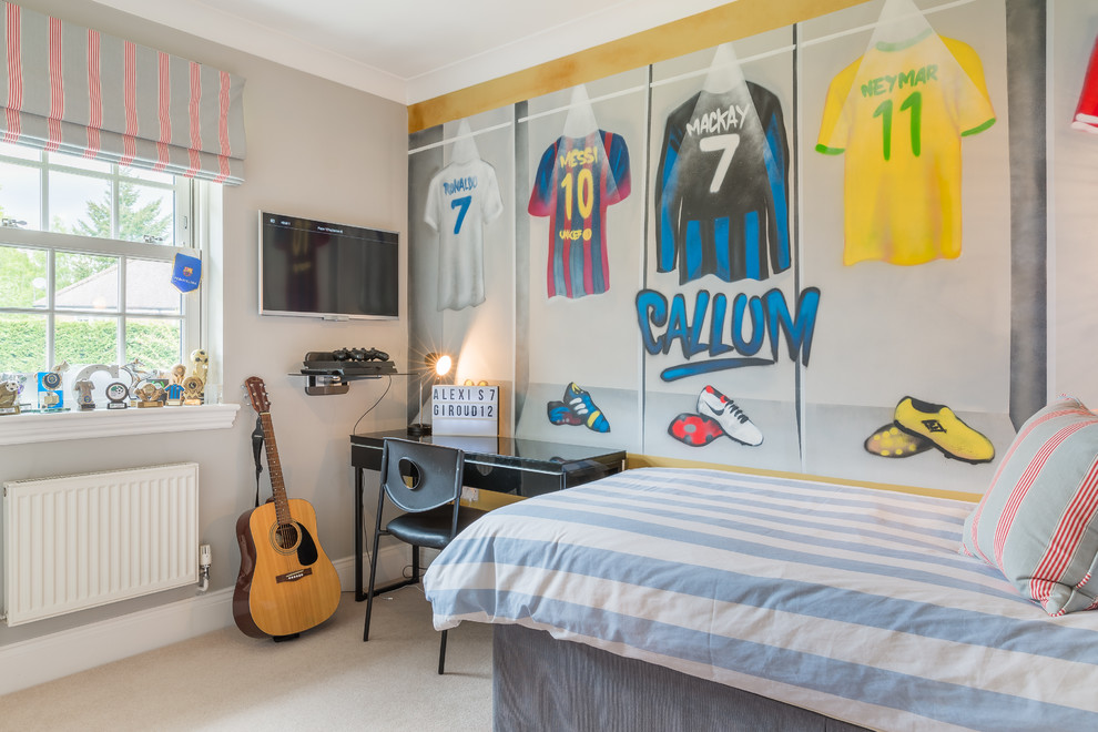 Inspiration för ett mellanstort funkis pojkrum kombinerat med sovrum och för 4-10-åringar, med heltäckningsmatta och grått golv