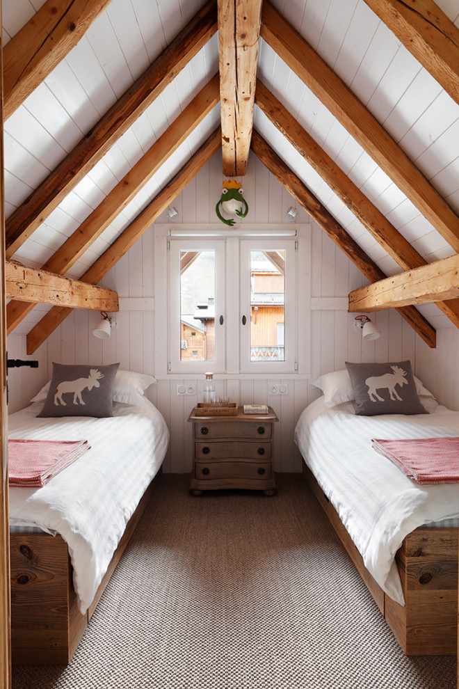 Design ideas for a rustic kids' bedroom in London.
