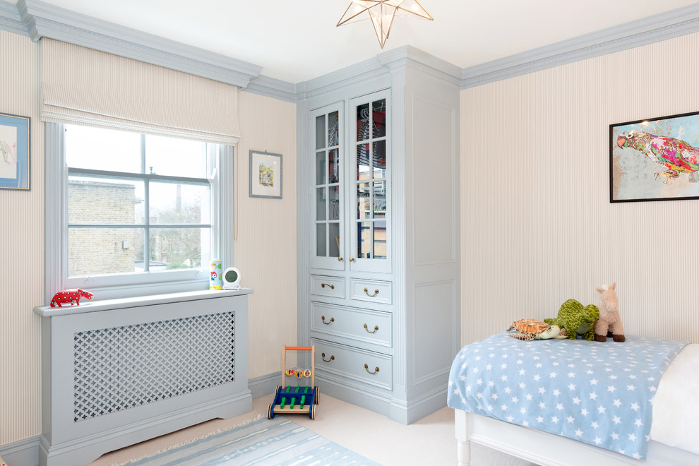 Inspiration for a timeless kids' room remodel in London