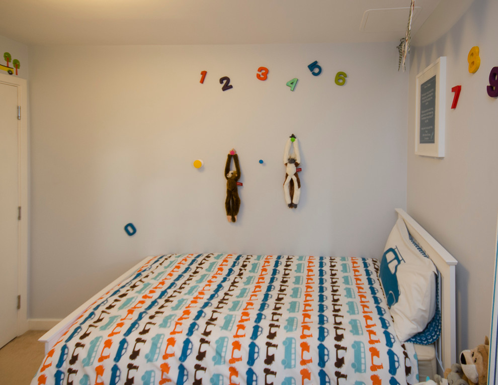 Kids' room - transitional kids' room idea in London