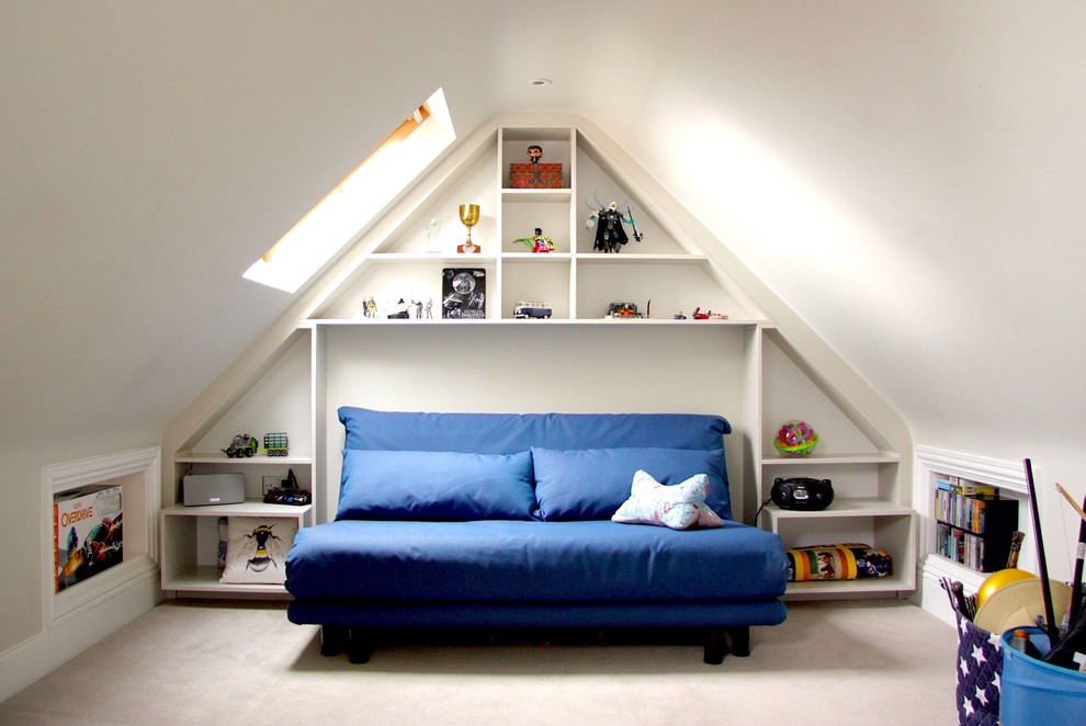 Photo of a contemporary kids' bedroom in London.