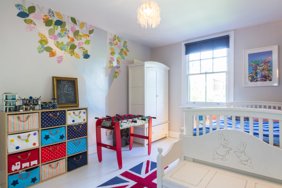 Design ideas for a classic kids' bedroom in London.