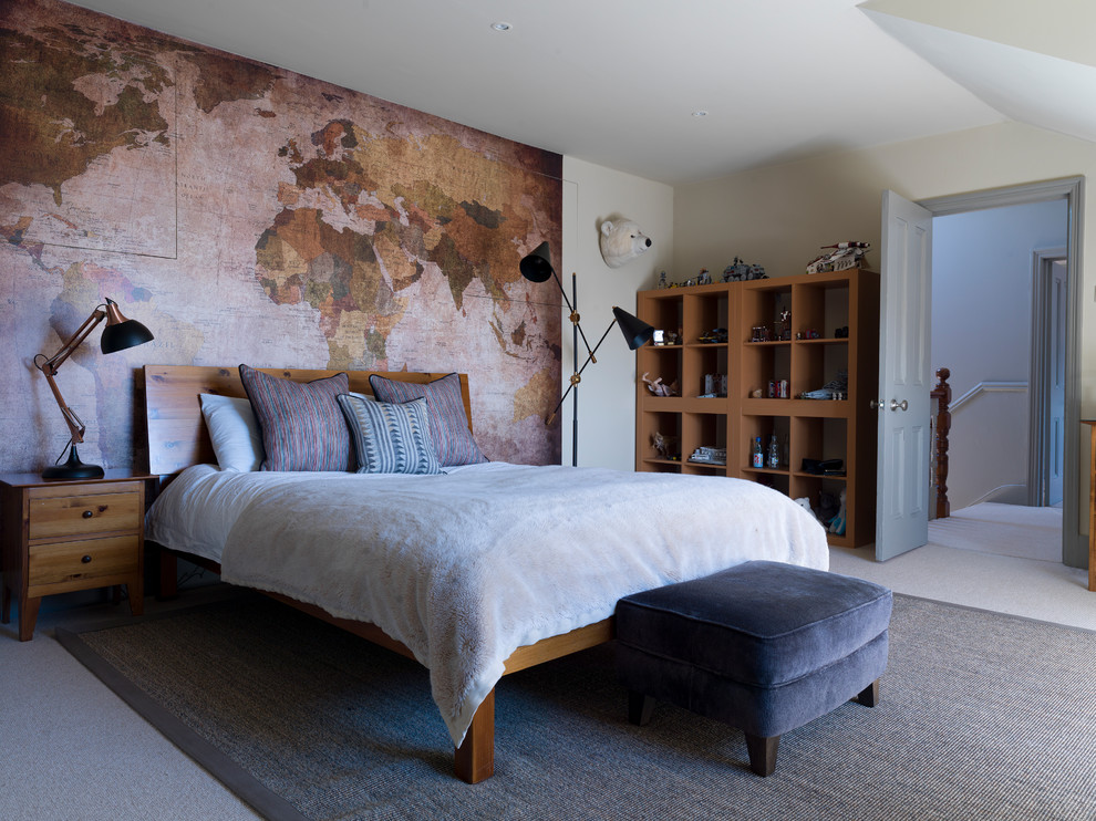 Mittelgroßes Klassisches Jungszimmer mit Schlafplatz, Teppichboden, grauem Boden und grauer Wandfarbe in Sonstige