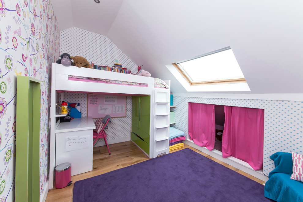 Photo of a classic kids' bedroom in London.