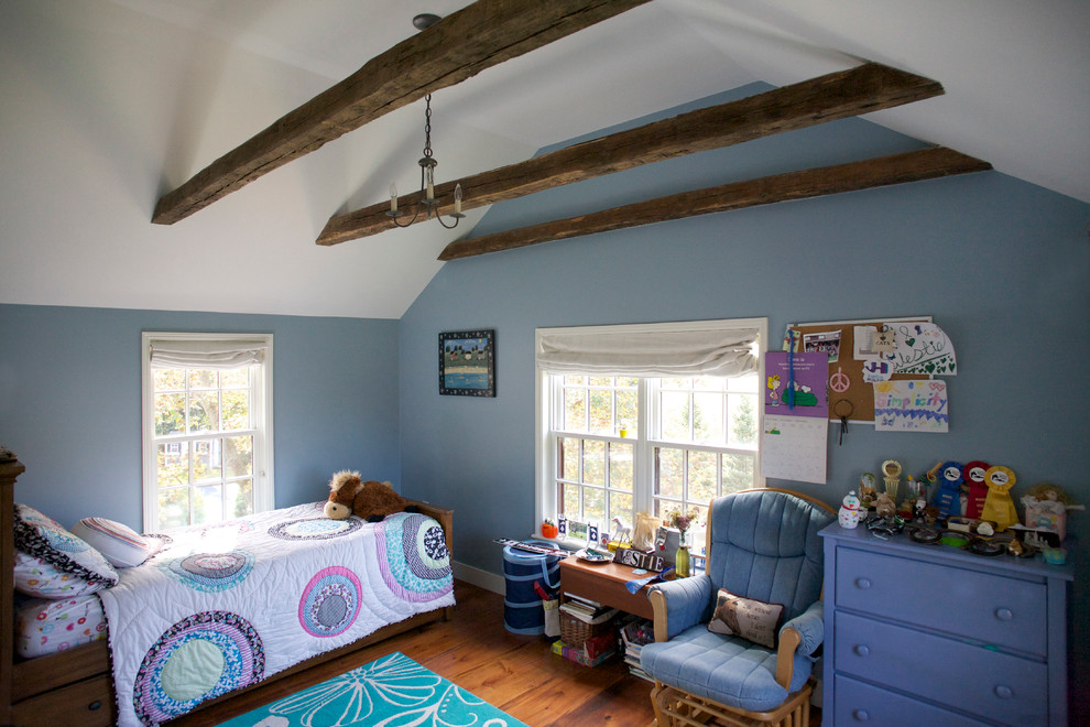 Photo of a country kids' bedroom in Boston.