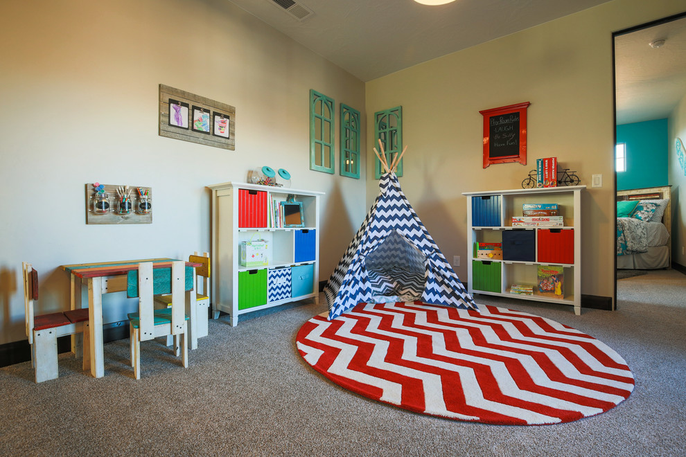 ソルトレイクシティにあるトランジショナルスタイルのおしゃれな子供部屋の写真